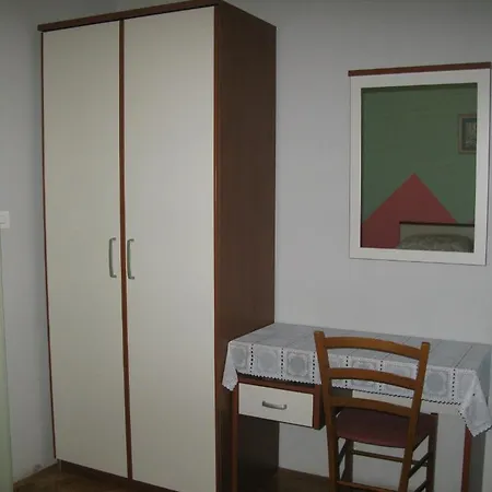 Bubi Hvar Apartments 1 Hvar Town Room photo