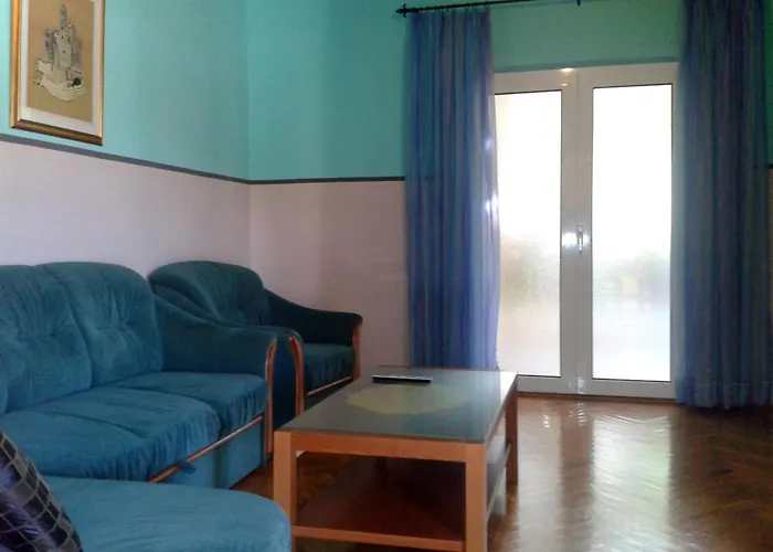 Bubi Hvar Apartments 1