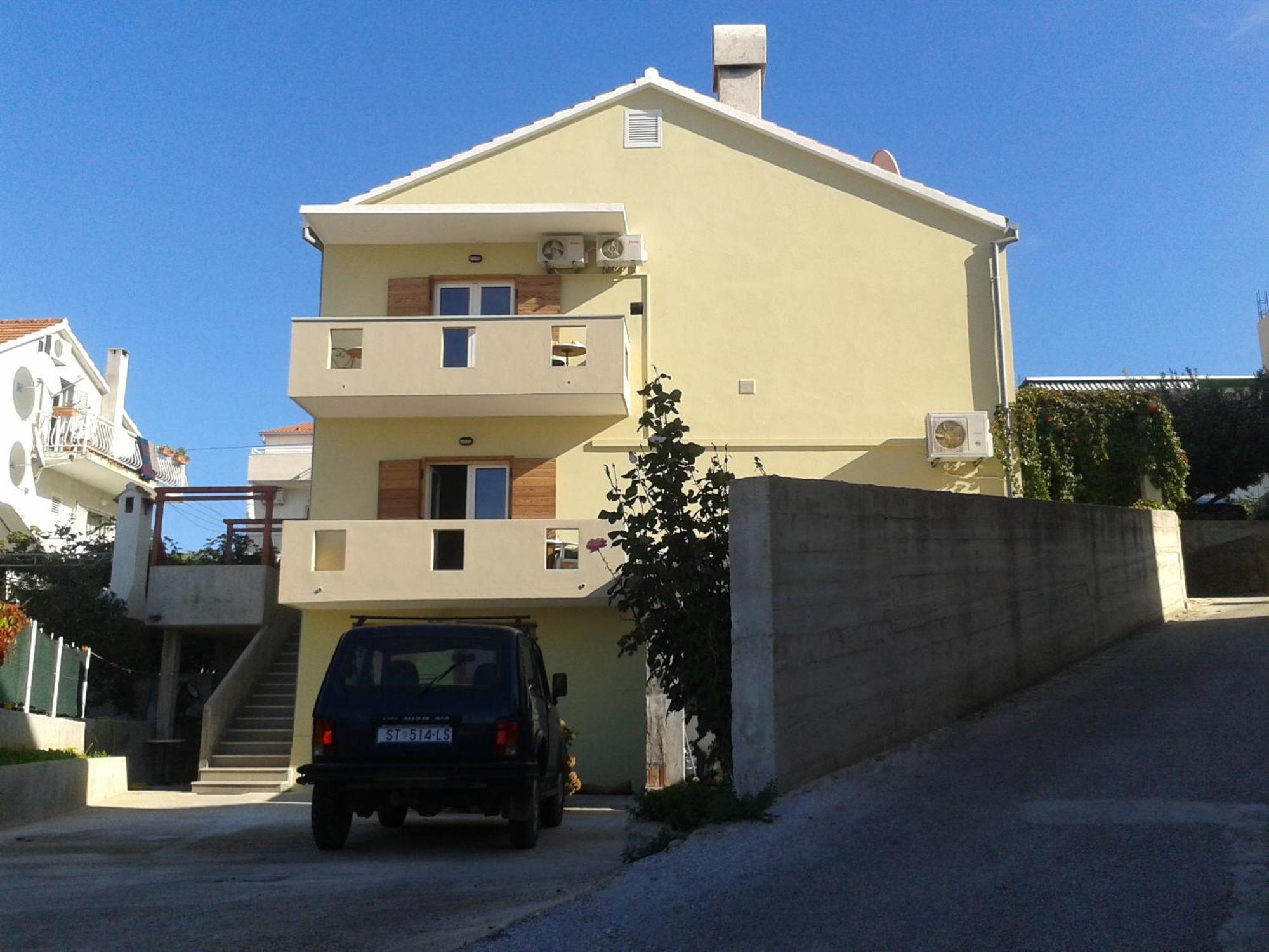 Apartment Bubi Hvar 1