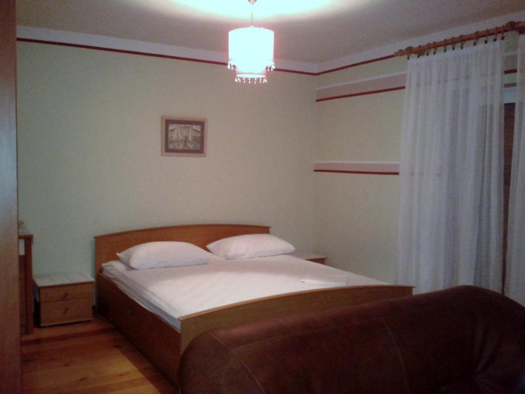 Apartment Bubi Hvar 1 *